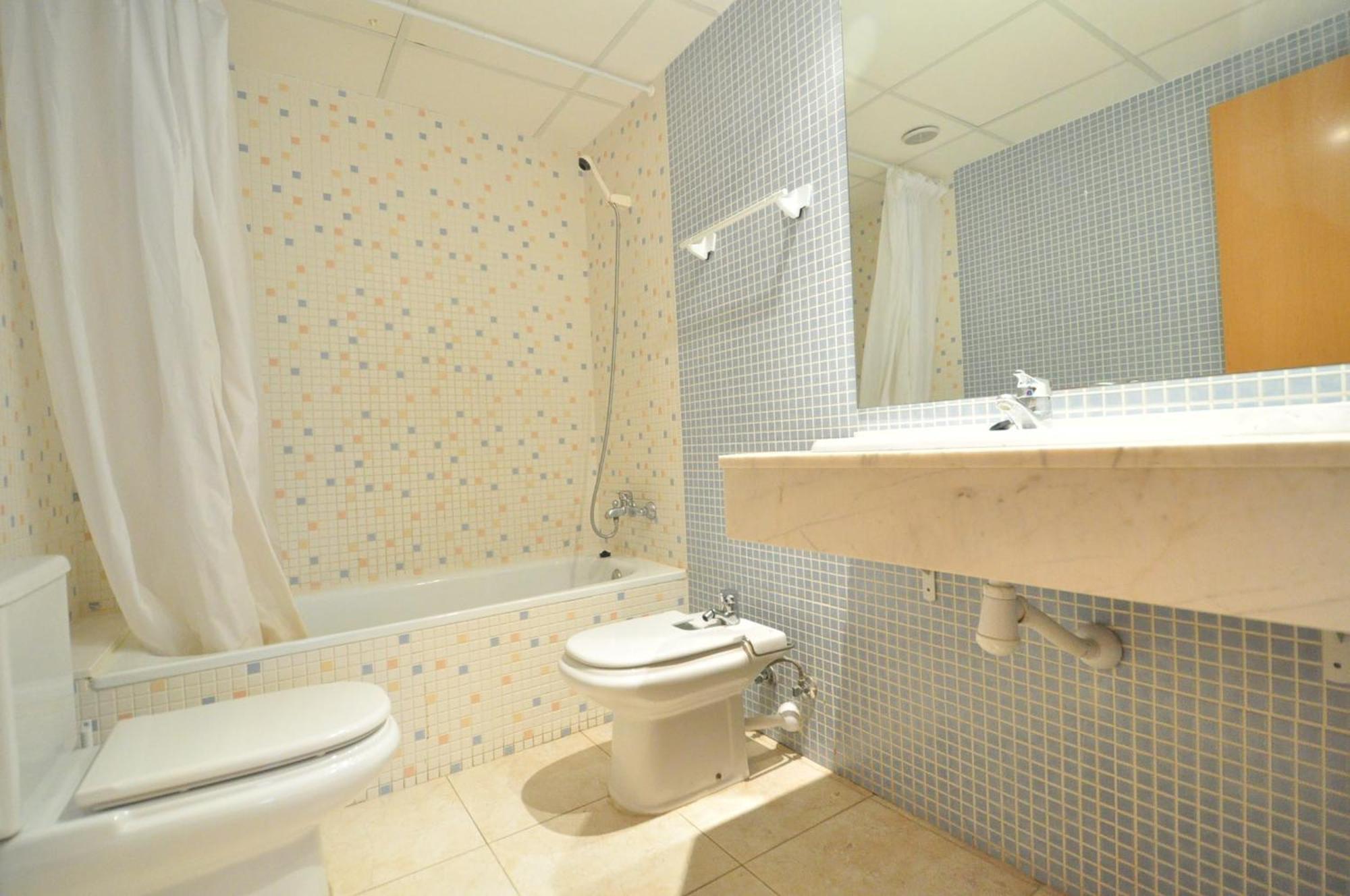 Del Sol Litoral - Only Families Apartment Кембрилс Екстериор снимка