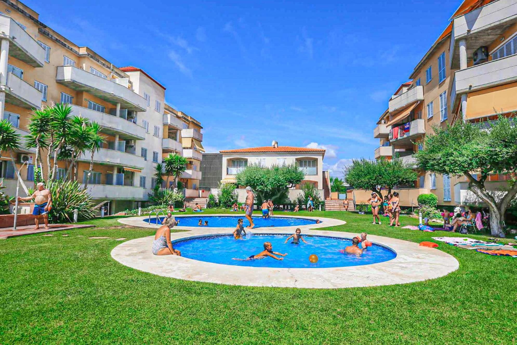 Del Sol Litoral - Only Families Apartment Кембрилс Екстериор снимка