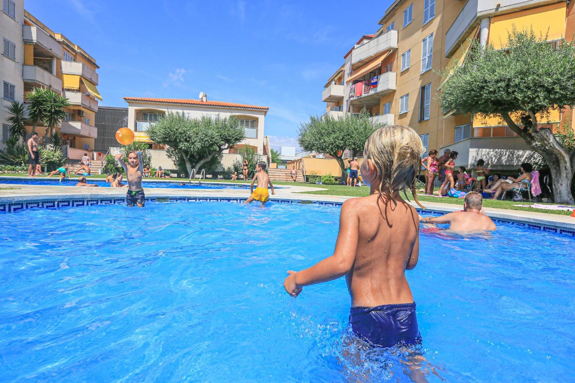 Del Sol Litoral - Only Families Apartment Кембрилс Екстериор снимка
